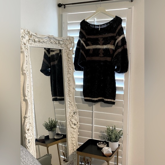 Free People Oversized Knit Sweater - Picture 2 of 4
